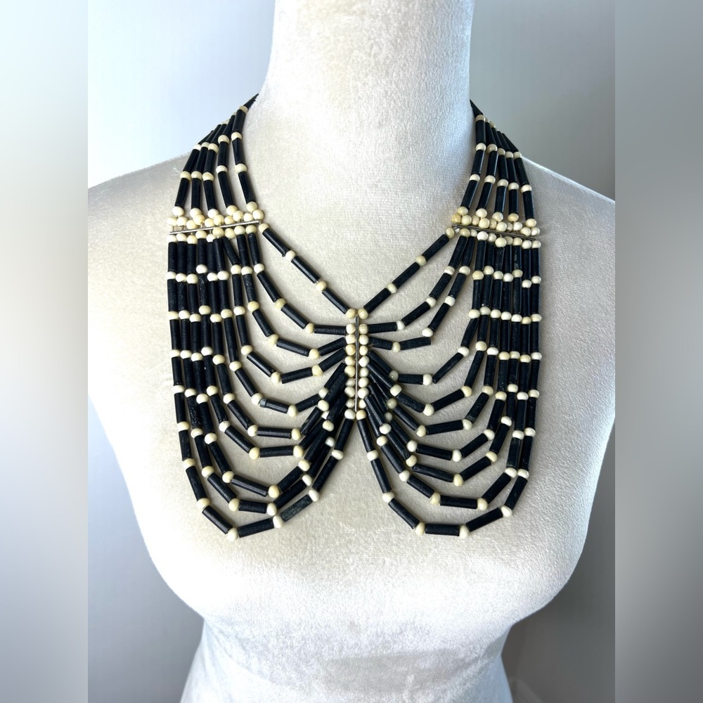 Vintage Boho Western Statement Necklace Black Cream Wood Plastic Beads EUC